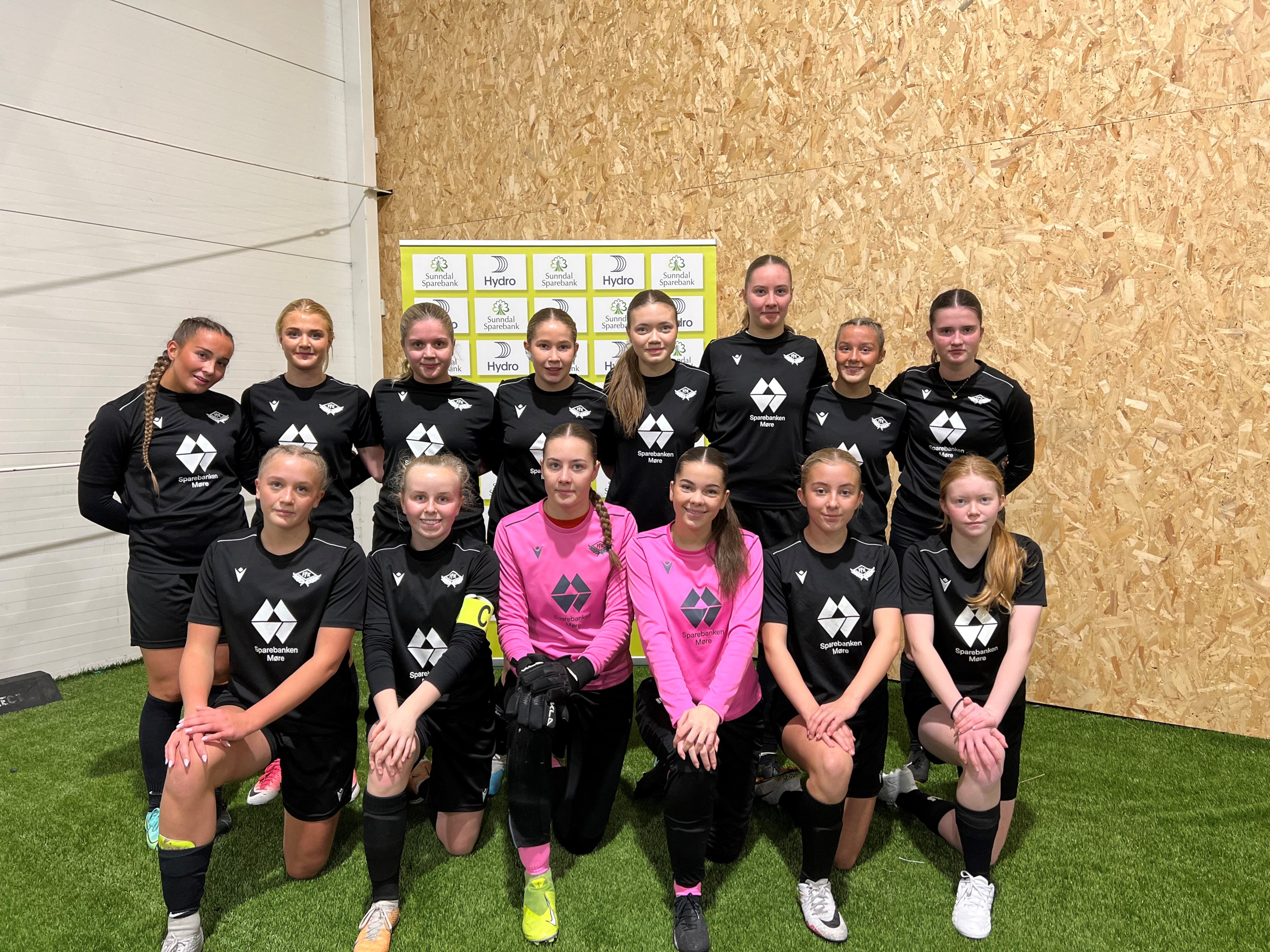 Kun noen uker igjen til Sunndal Sparebank Cup - noen plasser igjen om dere vil delta